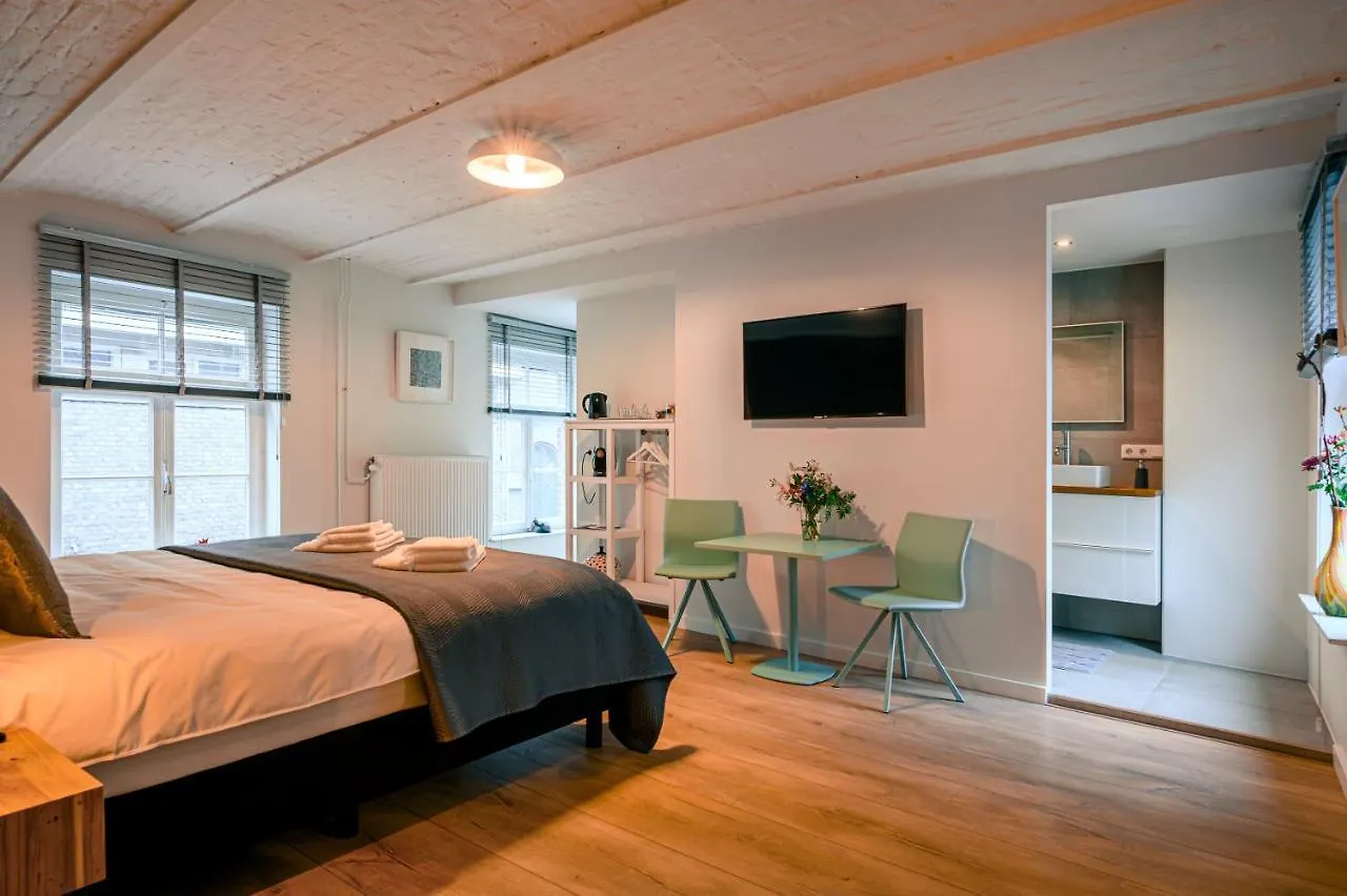 B&B Gracht 62 Maastricht 0*,  Nederland